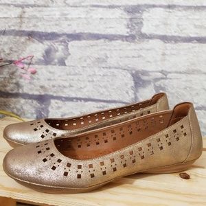 Womens Sofft brand gold flats